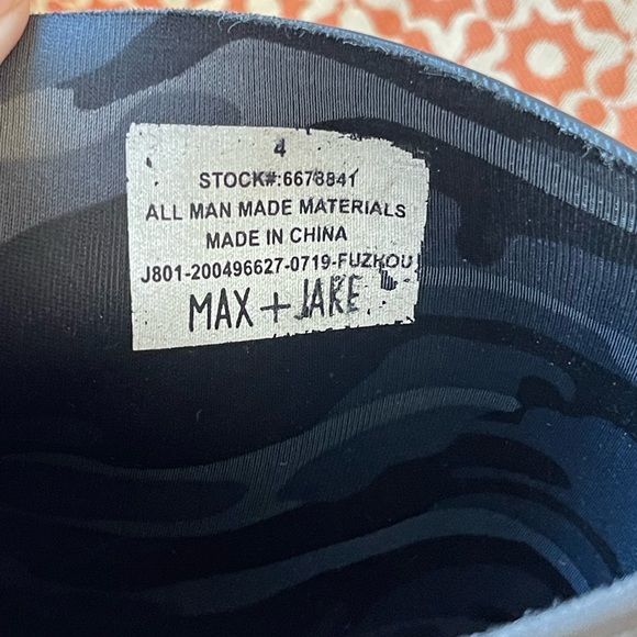 Max and Jake Wellies for Boys or Girls - Picture 5 of 5